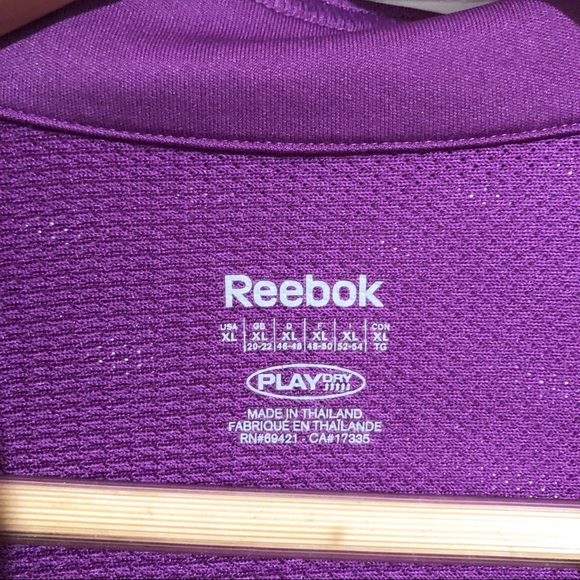 Reebok Pullover ❤️❤️ - Picture 4 of 6